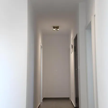 Roof Life Roko Apartamento Podstrana