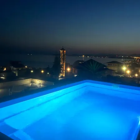 Roof Life Roko Apartamento Podstrana