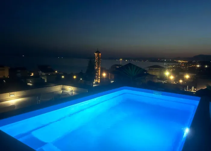 Roof Life Roko Apartament Podstrana