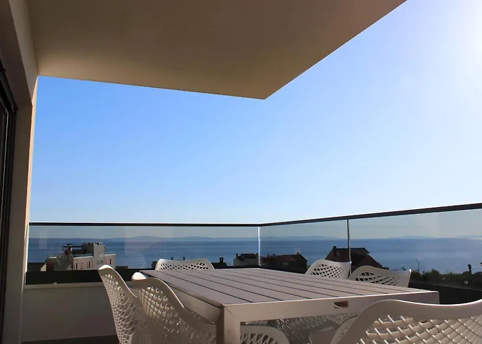 Roof Life Roko Apartament Podstrana