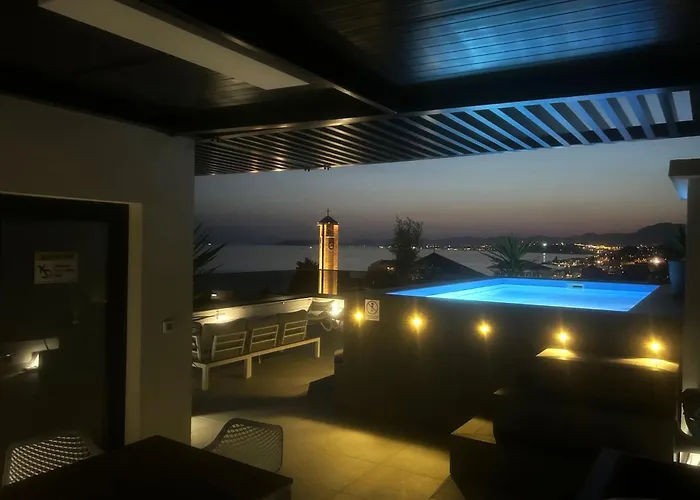 Roof Life Roko Podstrana